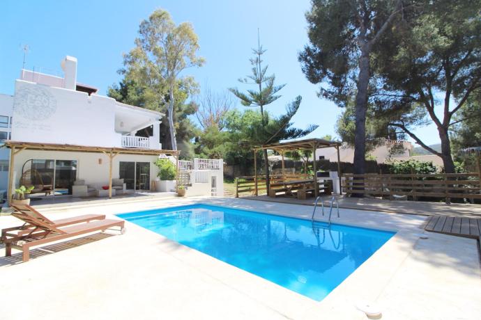 Villa Clareta Ibiza te huur - zwembad 